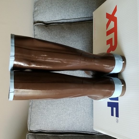 Xtratuf Salmon Sisters Legacy Boot - Picture 8 of 12